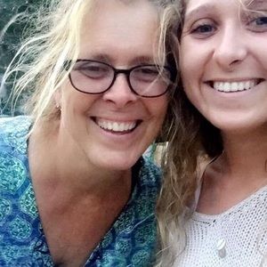 Meet your Posher, Eileen